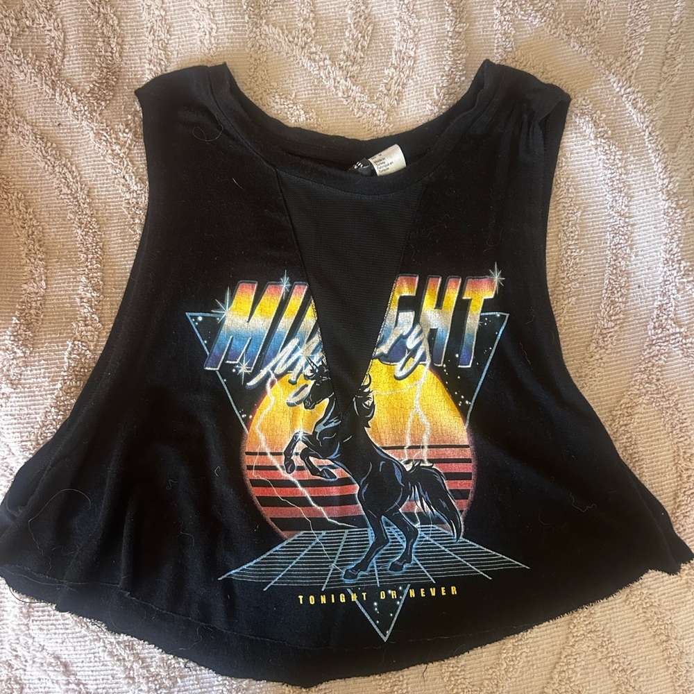 Divided Black Graphic Crop Top
